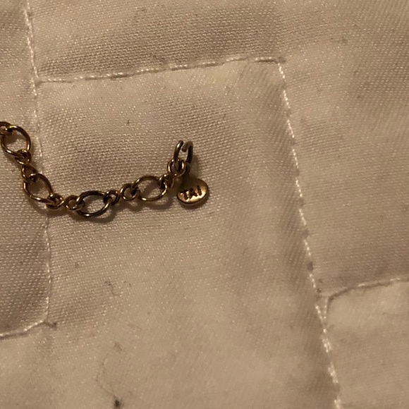 A delicate double stranded Tai bracelet - Picture 2 of 3